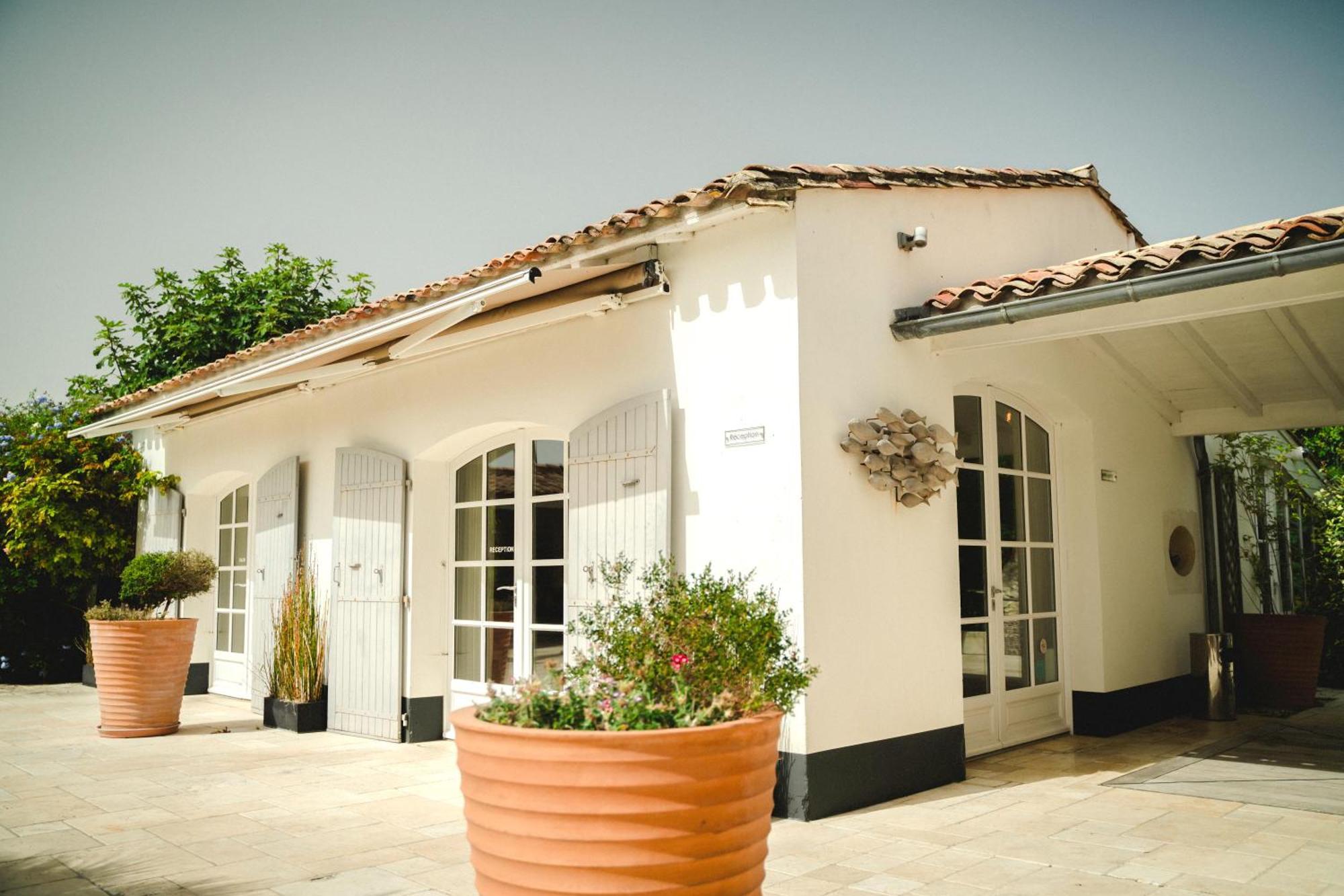 Le Clos Saint-Martin Hotel & Spa Ngoại thất bức ảnh